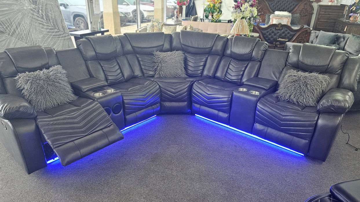 SOFA SECTIONAL POWER MOTION (CLEARANCE)
